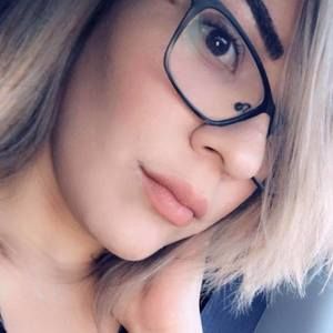 Meet your Posher, Lidia